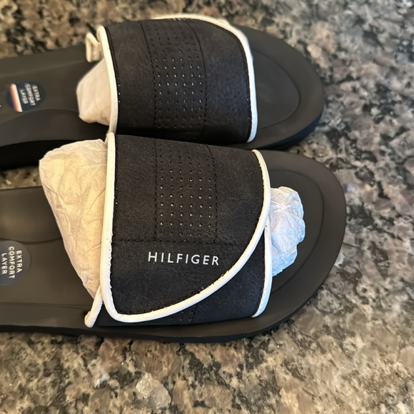 Tommy Hilfiger women’s maniac black slides NIB 8M - Picture 6 of 8